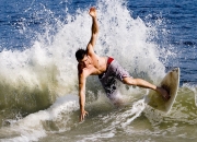 字母哥重要时刻锐不可当，SKT带队取胜！再创辉煌时刻