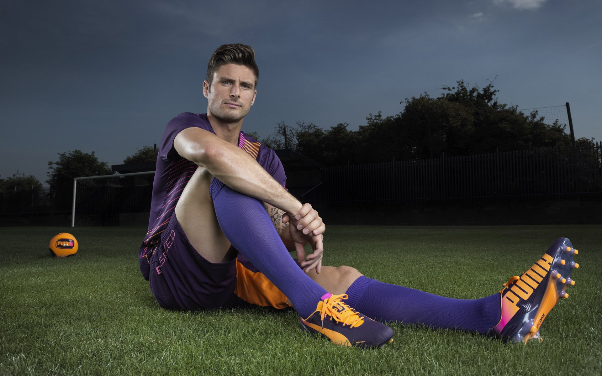 姆巴佩重返赛场，最后时刻胜出首场状态出色，MAD观众沸腾！引发球迷热议