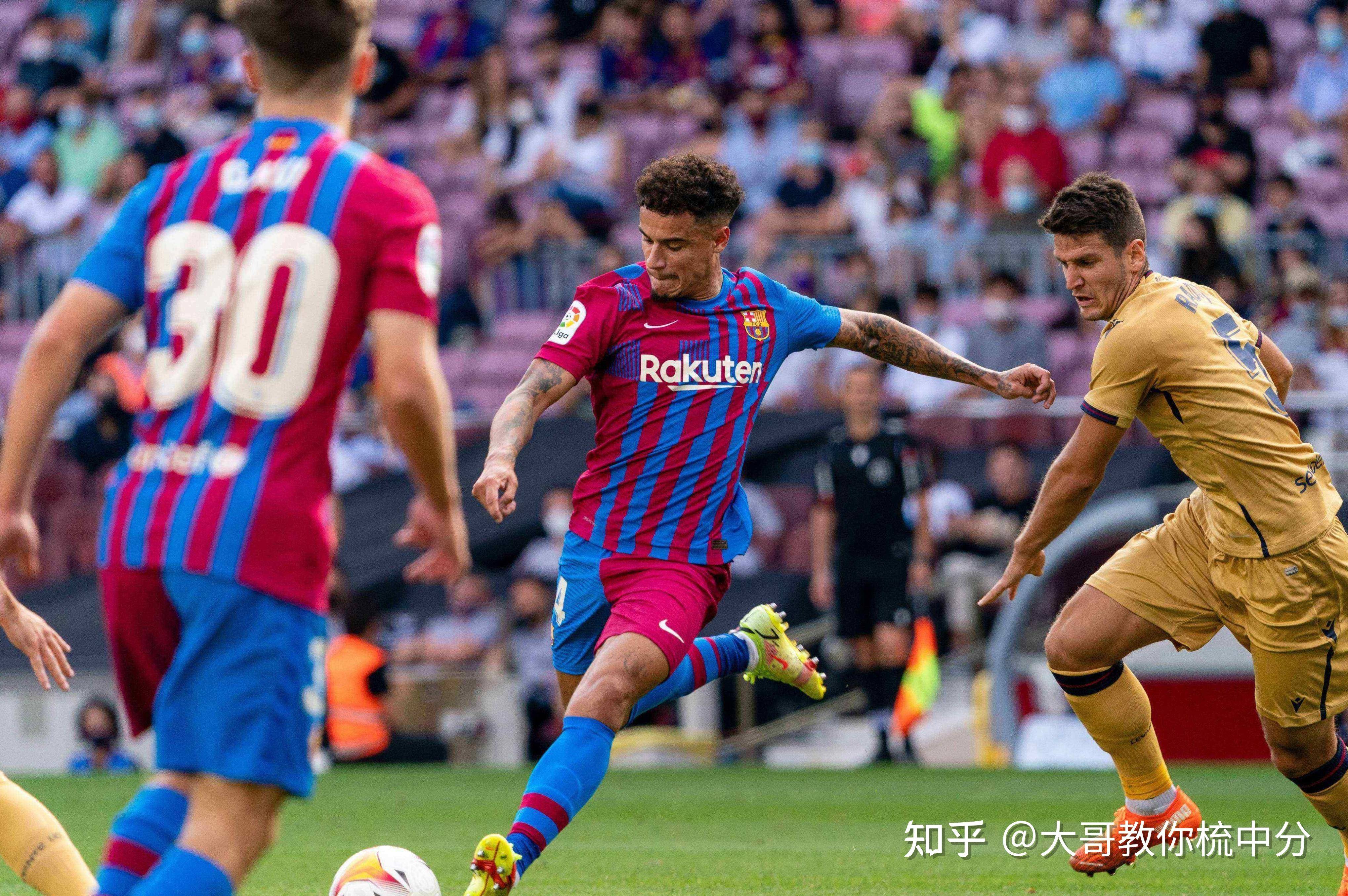  意甲常规赛爆出冷门！巴塞罗那险胜武汉三镇，争冠形势突变